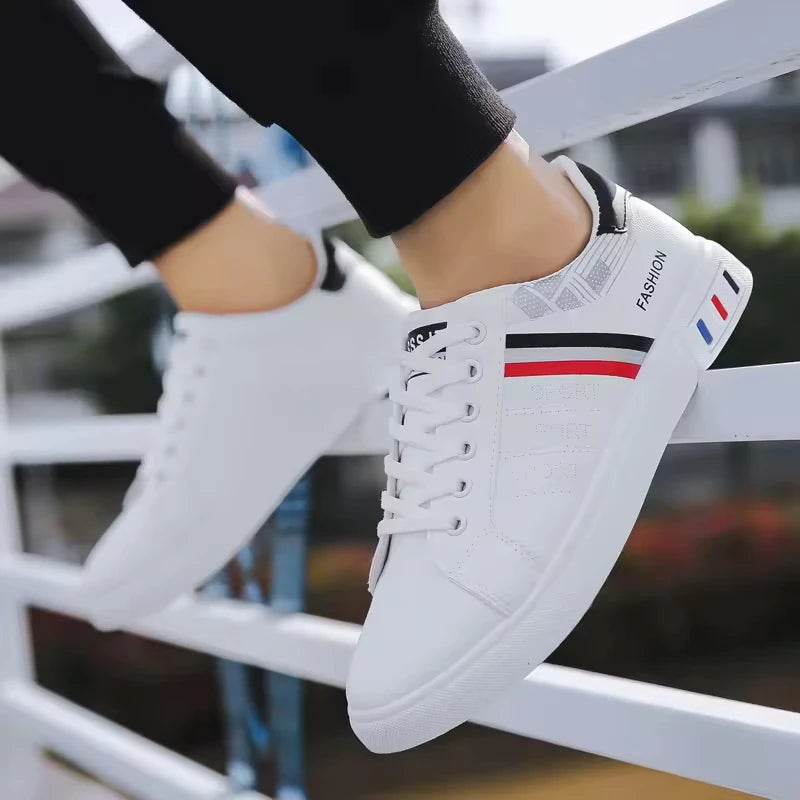 Spring New Men's Lace-Up High Quality Sport Shoes Trendy Casual Cricket Shoes Customized Color/Size