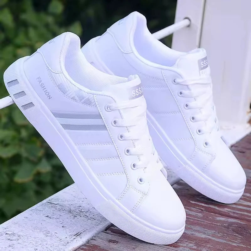 Spring New Men's Lace-Up High Quality Sport Shoes Trendy Casual Cricket Shoes Customized Color/Size